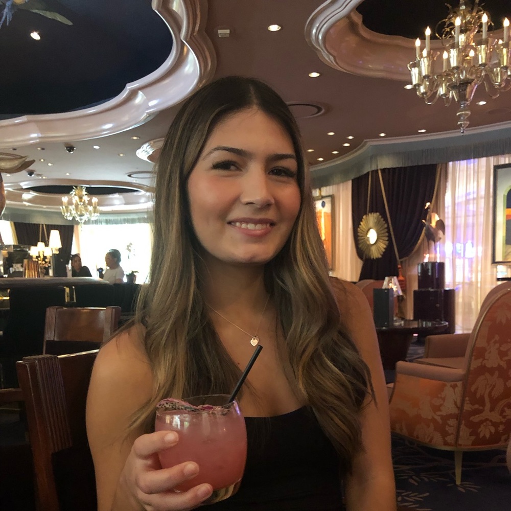 Meet your Posher, Lauren